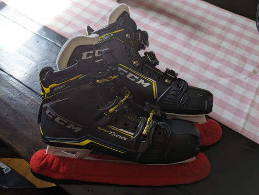 - CCM Super Tacks 9380 -